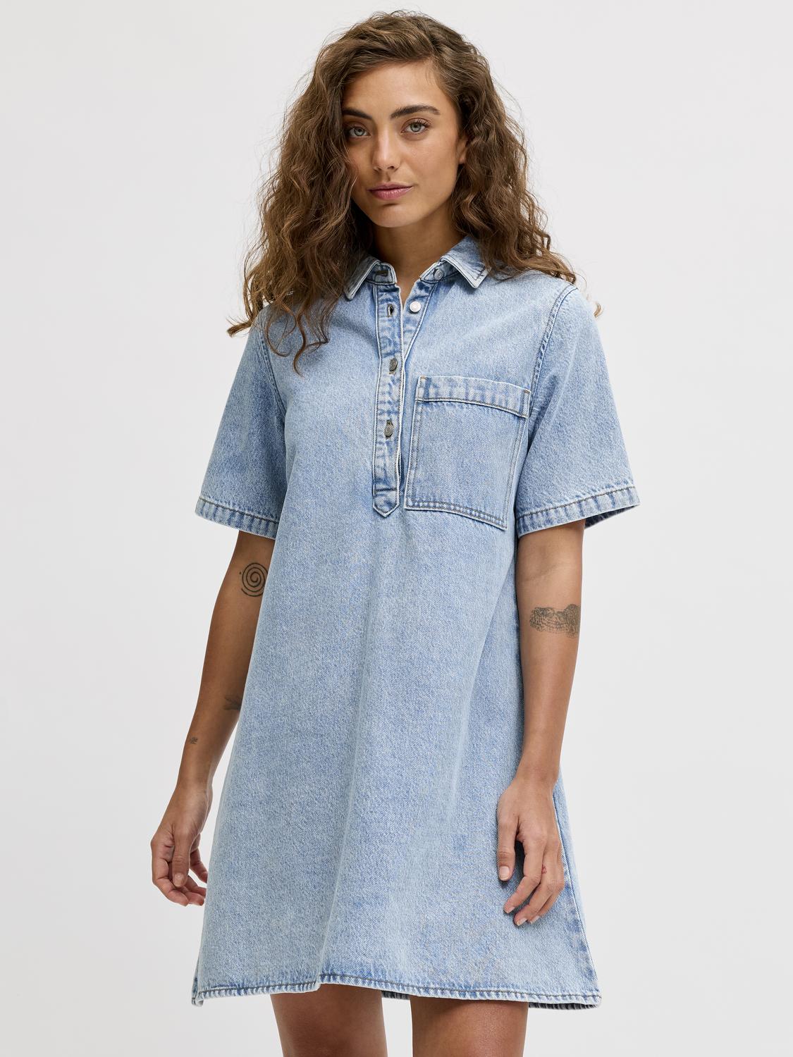 model_shot-front